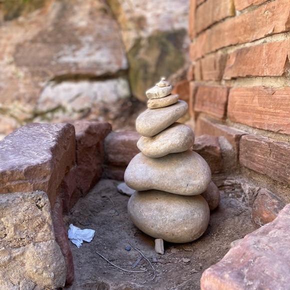 Meet your Posher, Melissa - Picture 1 of 1